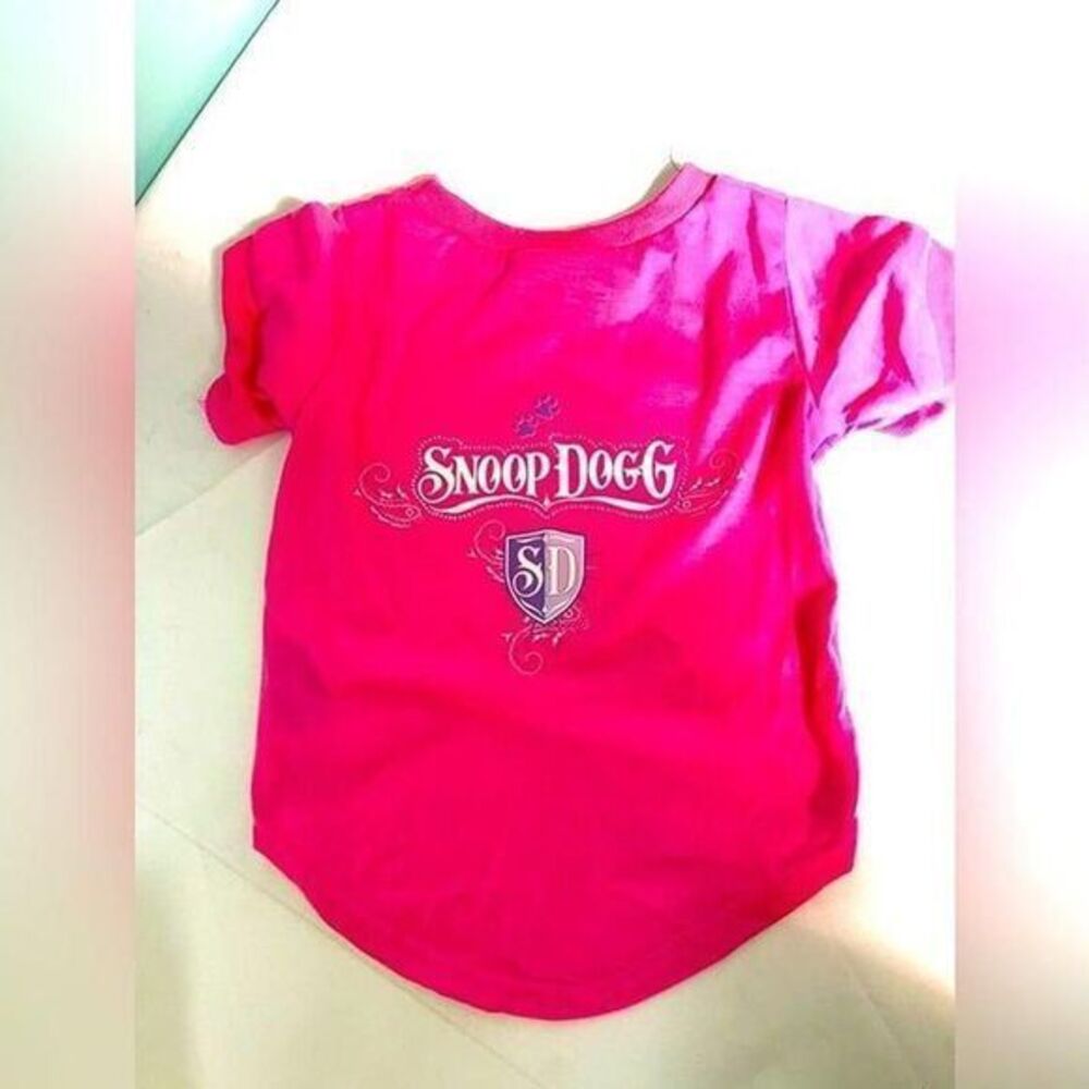 Large dog pink graphic‎ shirt